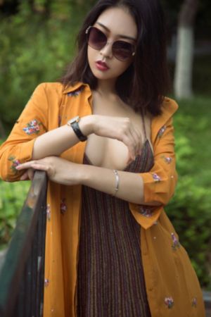 女机械人完整版